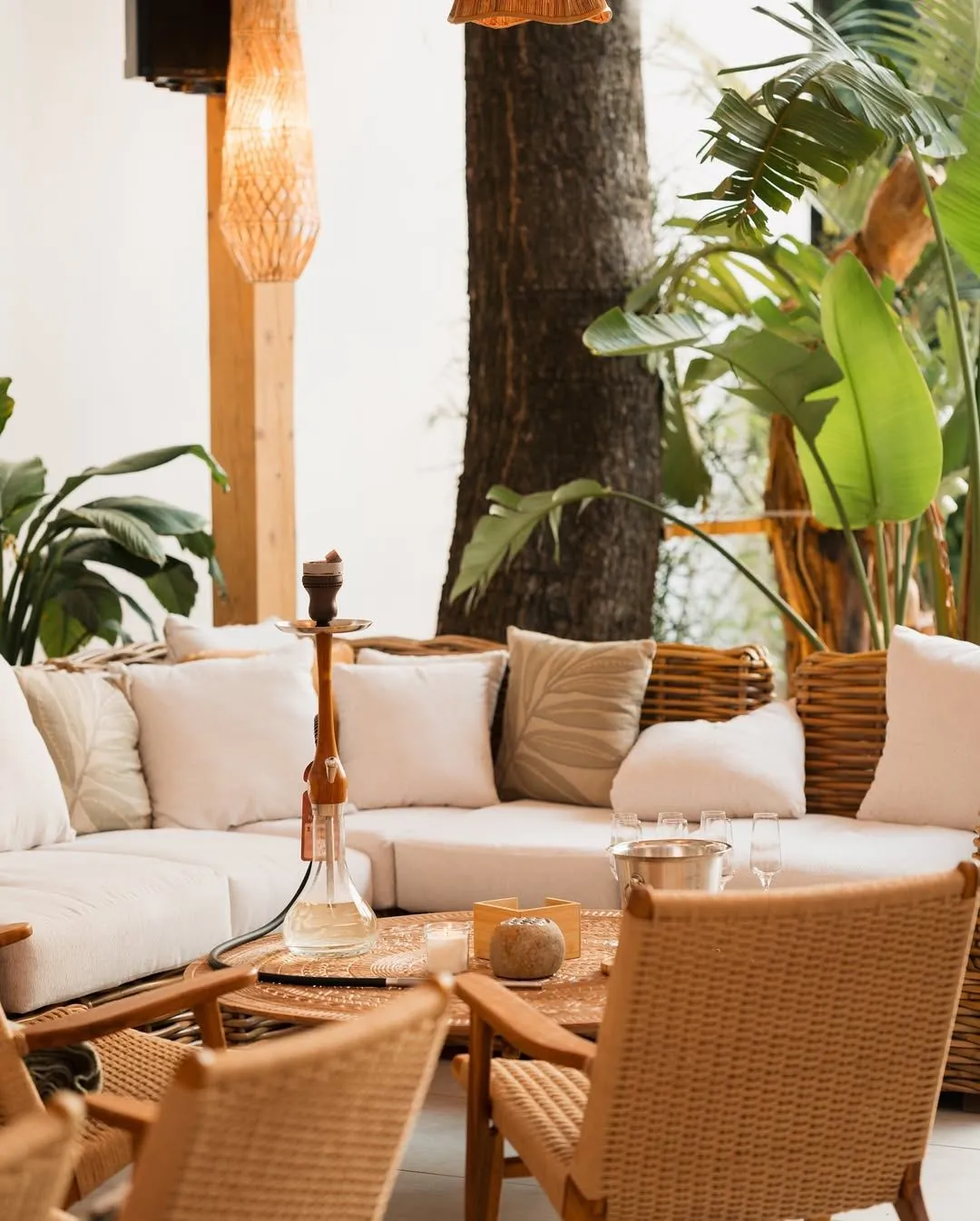 Lounge interior